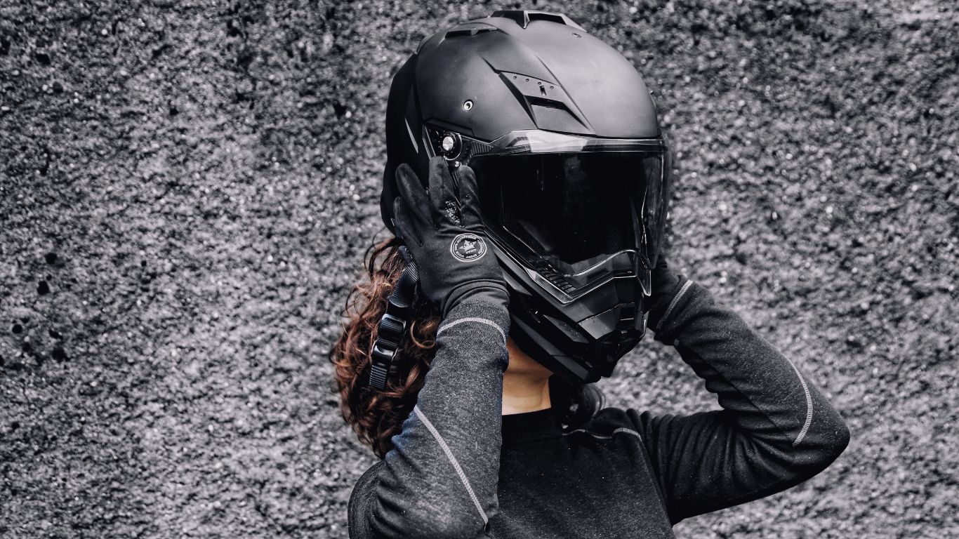 Best Motorcycle Helmets for Rain in 2023